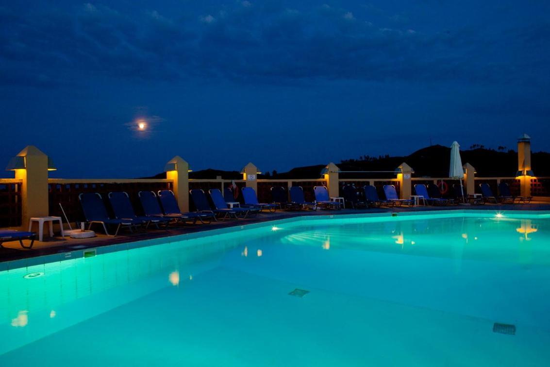 Daphne Holiday Club Chalkidiki Eksteriør billede